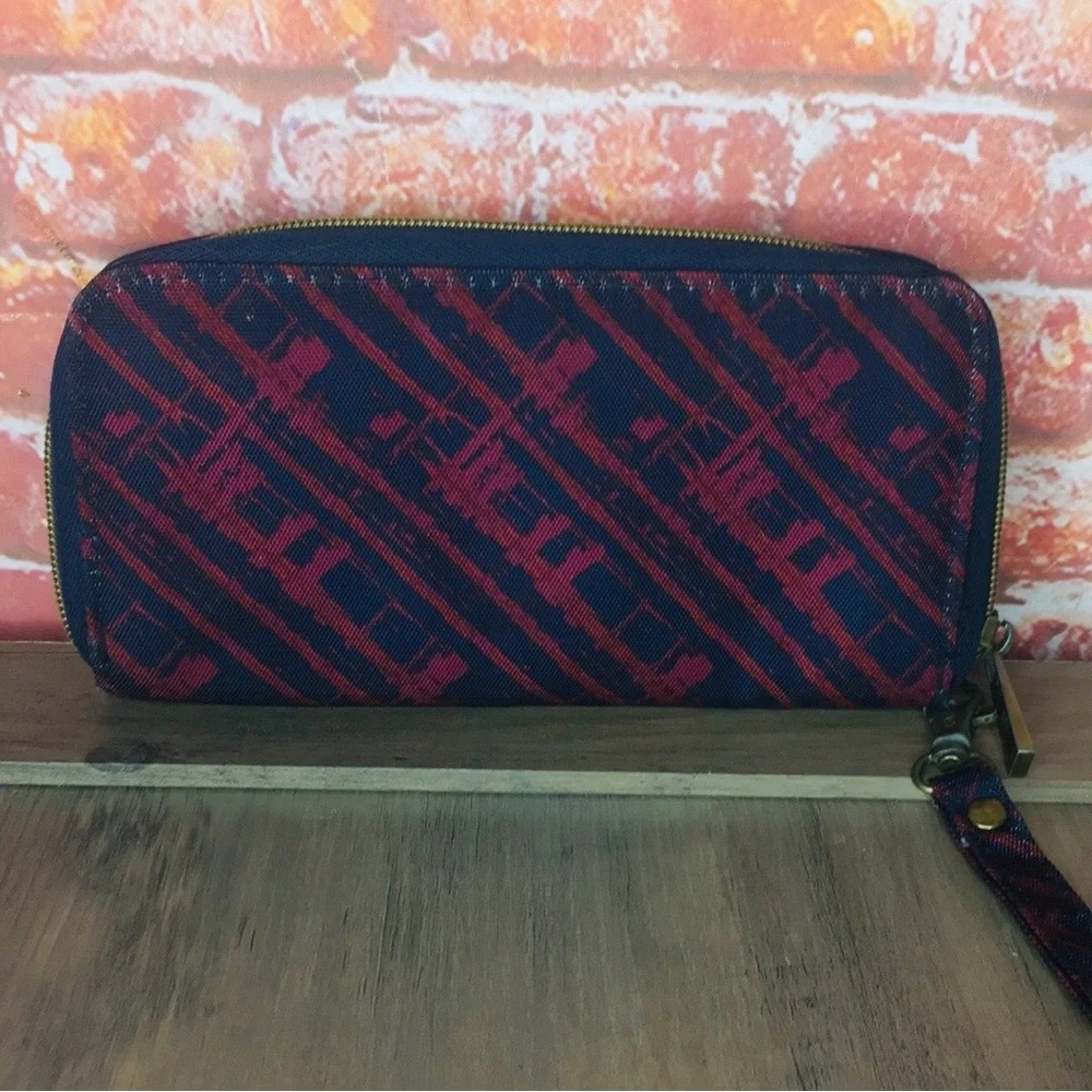 Travelon Red and Blue Nylon Zippered Wristlet Wallet